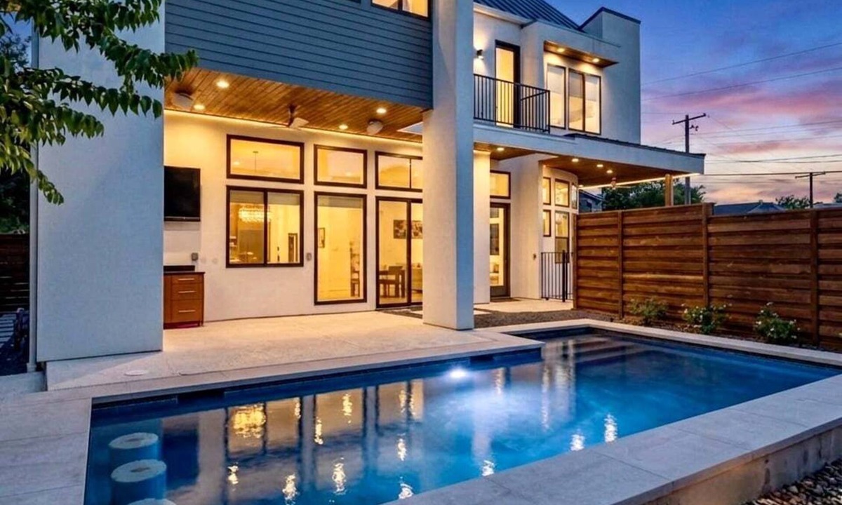 Blackshear-Prospect Hill House | East Austin Modern Luxury + Private Pool - Charlene!