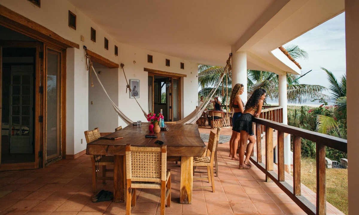 Barra de Colotepec Hotel | El Cortijo H