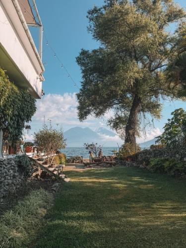 San Marcos La Laguna Hotel | El Dragon Hotel
