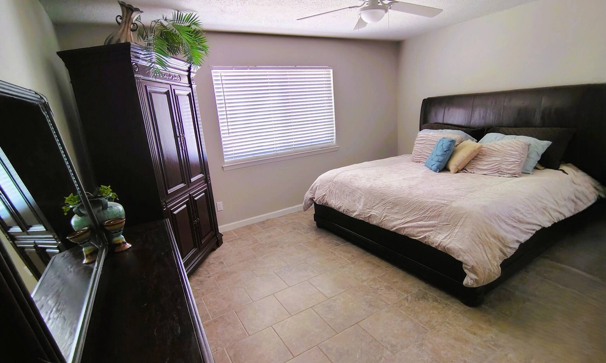 Biggs Field House | El Paso's Premiere Short to Mid Term Rental