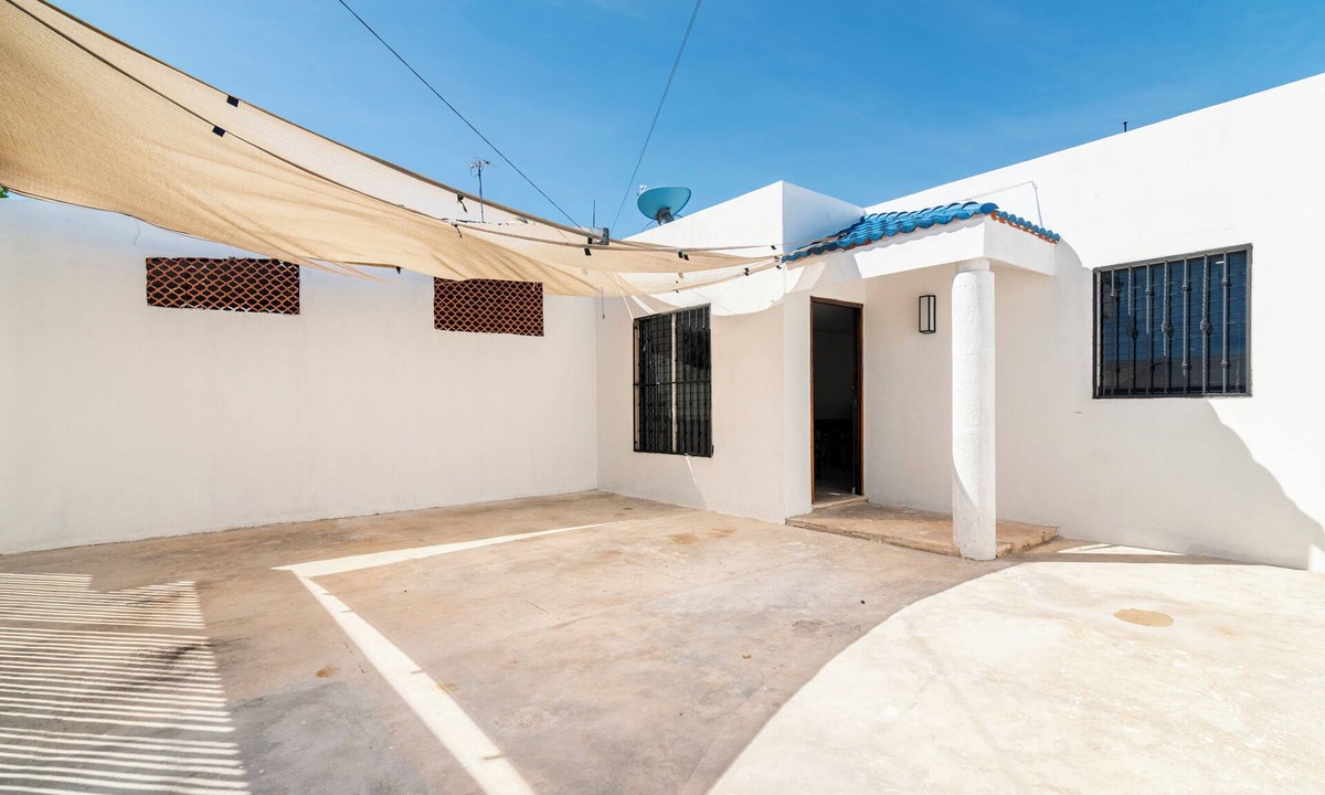 Merida House | ELEGANT HOUSE/NEAR THE AIRPORT, MERIDA, YUCATAN. HOUSE MR
