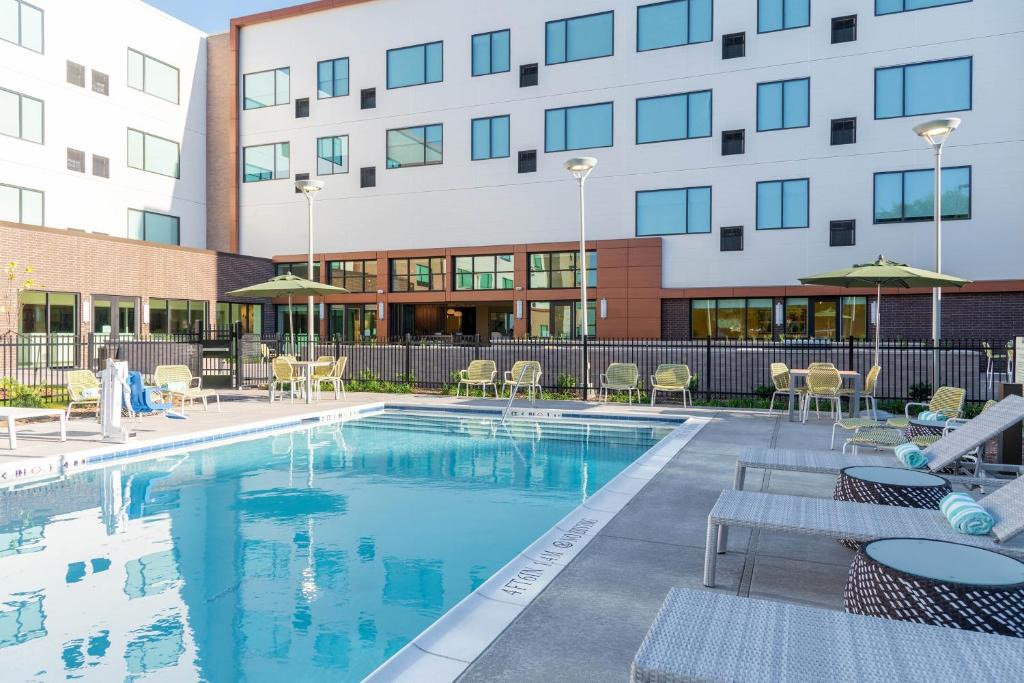Richardson Hotel | Element by Marriott Dallas Richardson
