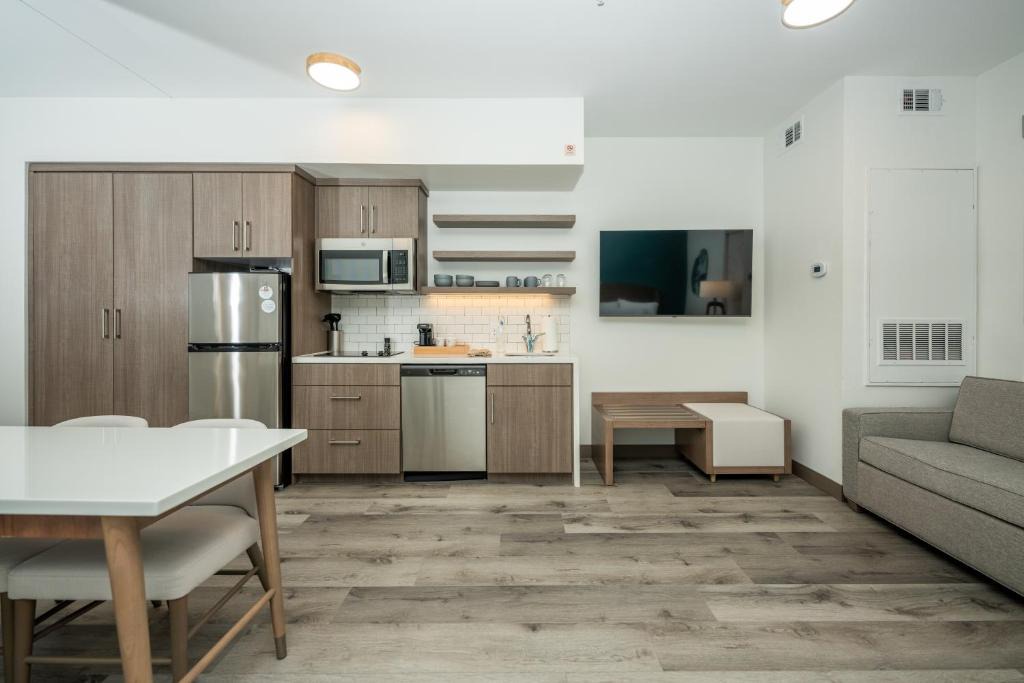 Waco Hotel | Element by Marriott Waco