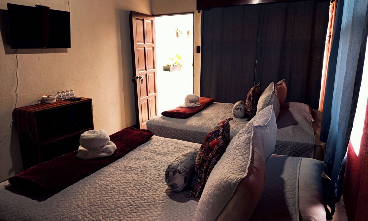Antigua Guatemala Hotel | Emmanuel House GT