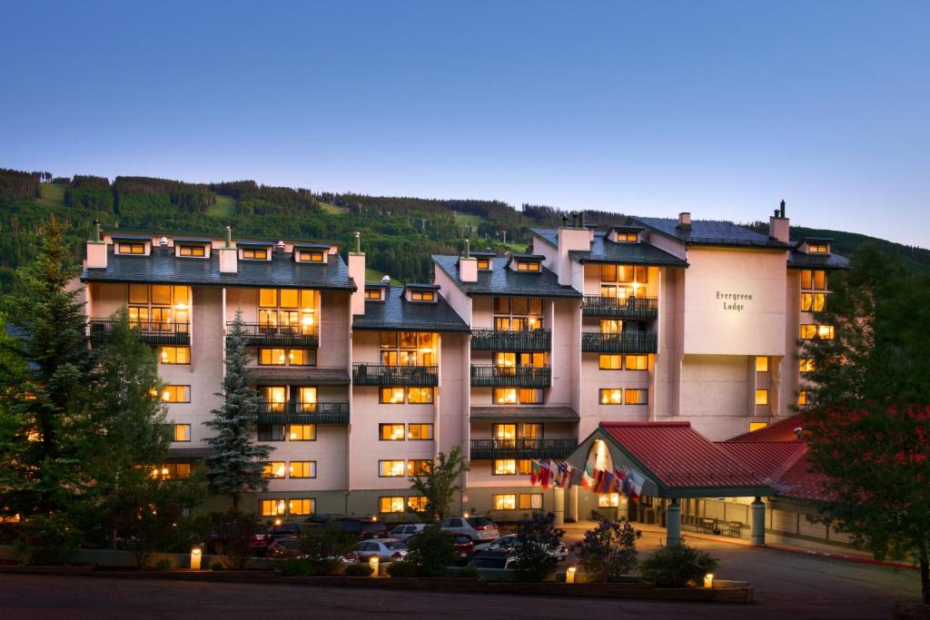 Vail Hotel | Evergreen Lodge at Vail
