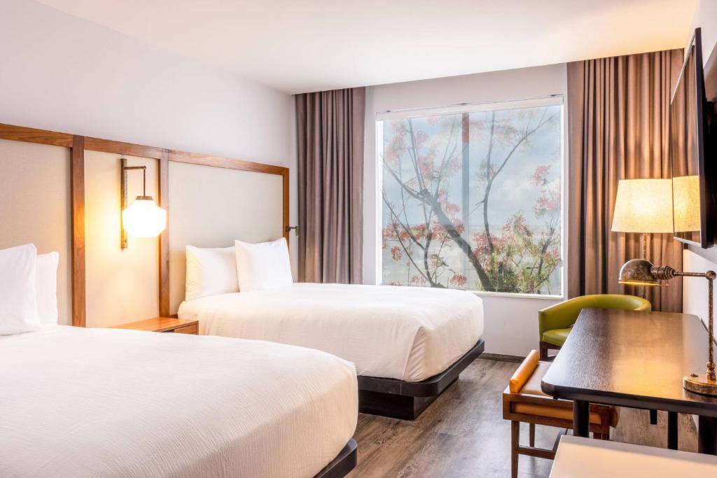Downtown Cancun Hotel | Fairfield by Marriott Inn & Suites Cancun Downtown