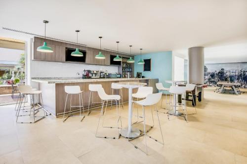 Torreon Hotel | Fiesta Inn Torreon Galerias