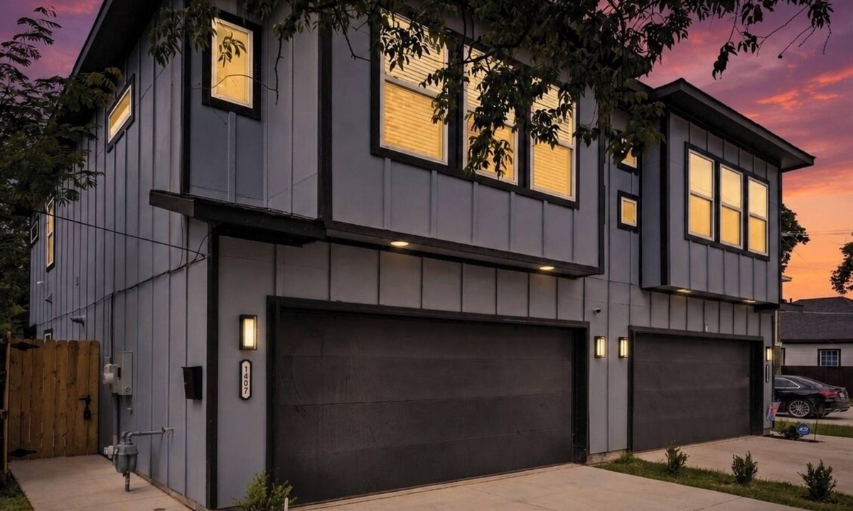 South Dallas - Fair Park House | FIFA Ready! Newly Renovated 3BR Home Near Downtown Dallas