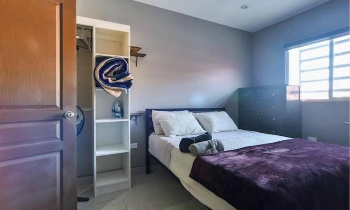 Merida Municipality Apartment | For 6, NO stairs, beach, Costco, well located!