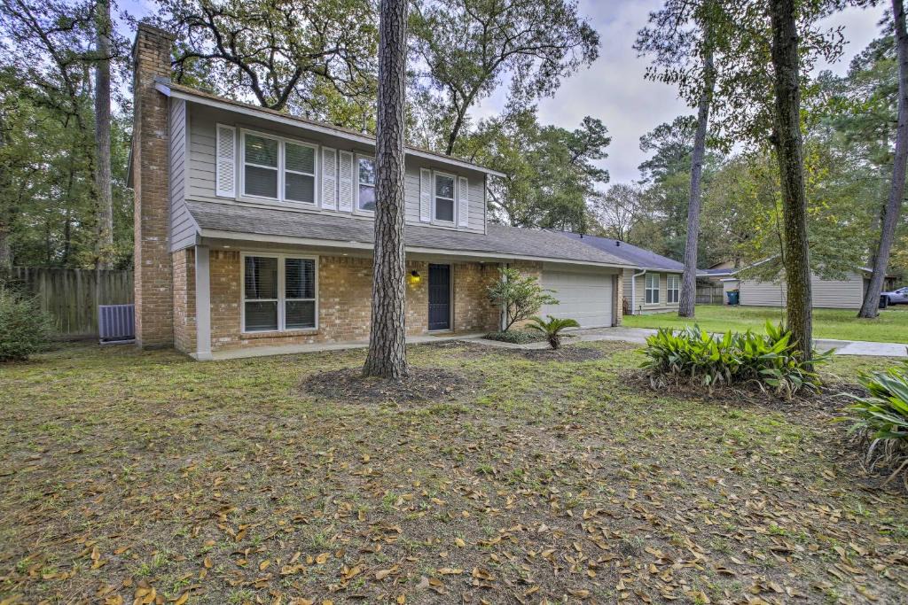 Grogan's Mill House | Fully Refurbished Home in Front of the Woodlands!