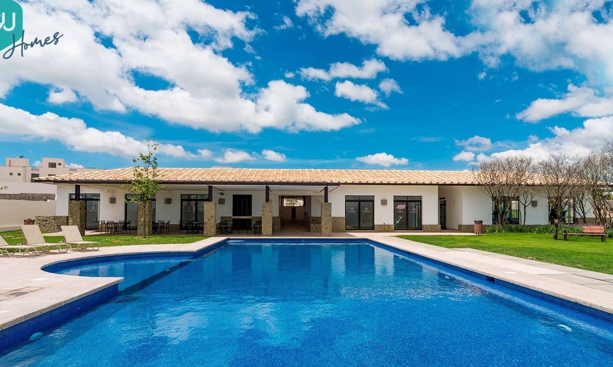 El Marques Apartment | Golf Swing Department
