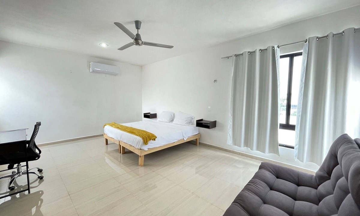 Merida House | Great place to enjoy the beautiful Merida City, it's 25 min away from the beach!