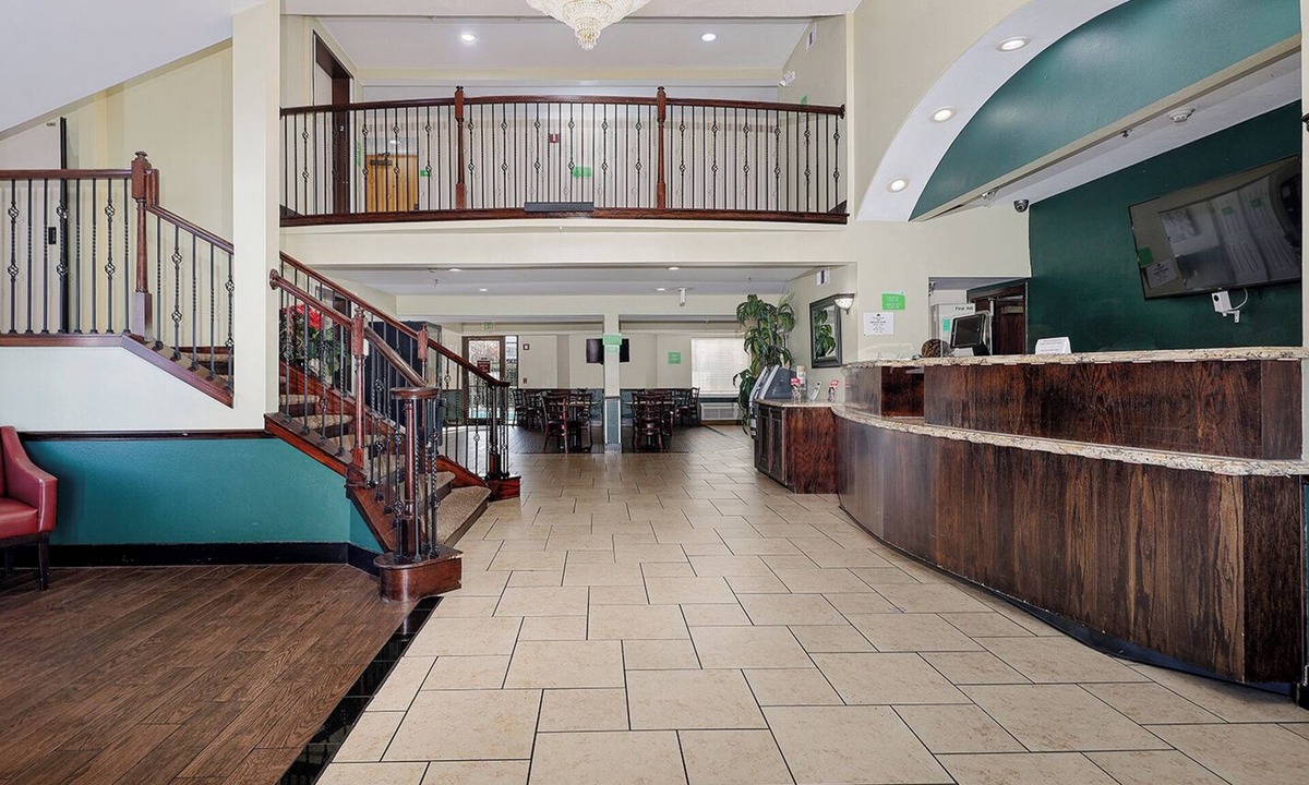 Houston Hotel | GreenTree Inn Houston IAH Airport