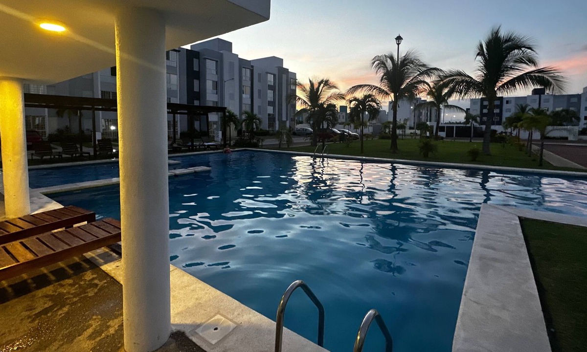 Acapulco Apartment | Ground Floor Apartment with Pool and Private Patio - 5 minutes from Bonfil Beach