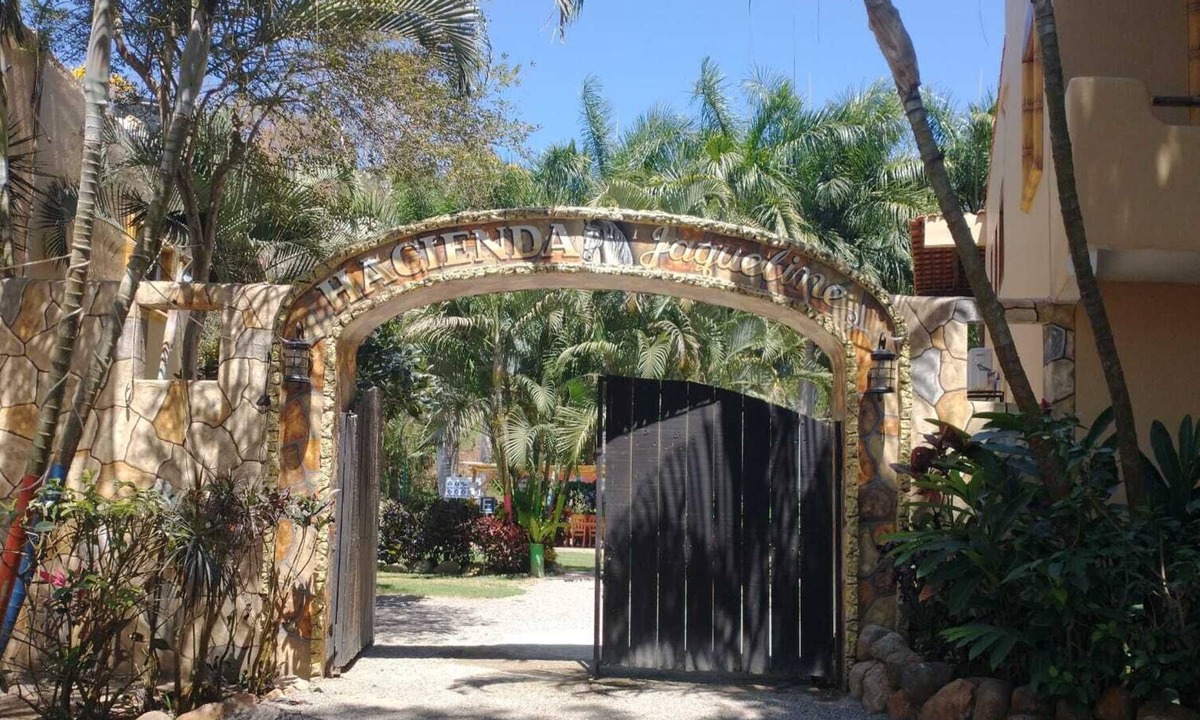 Sayulita Hotel | Hacienda Jaqueline