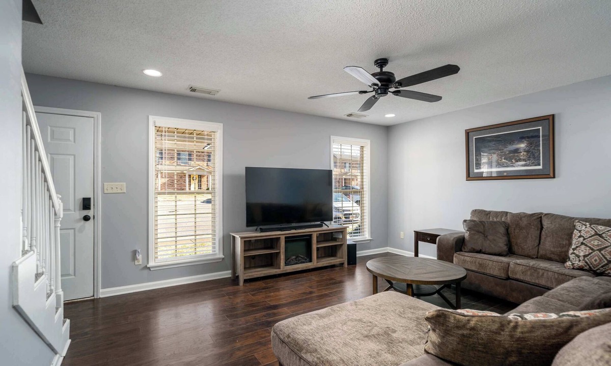 Cottondale Condo | Hearthstone Hideaway- 2BR/1.5BA- Close to UA