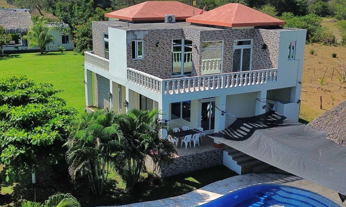 Monterrico Ski Chalet | Hermosa casa en el Gariton Monterrico, cerca de la playa