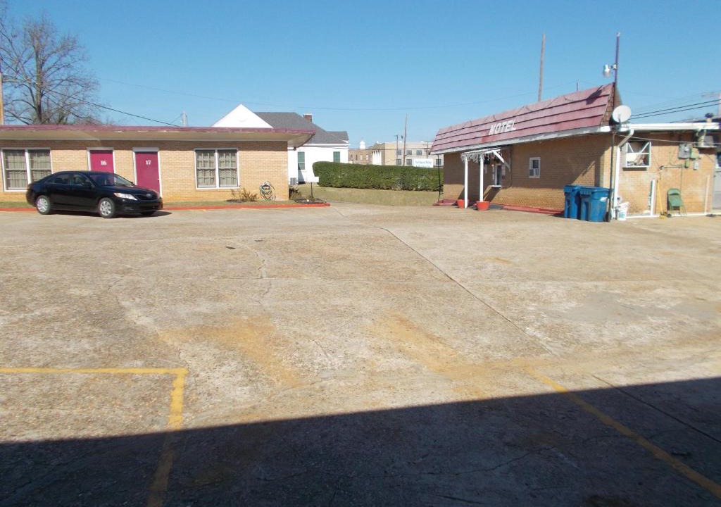 Homer Hotel | Hillside Motel