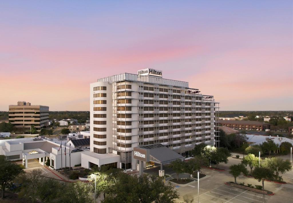 University Park Hotel | Hilton College Station & Conference Center