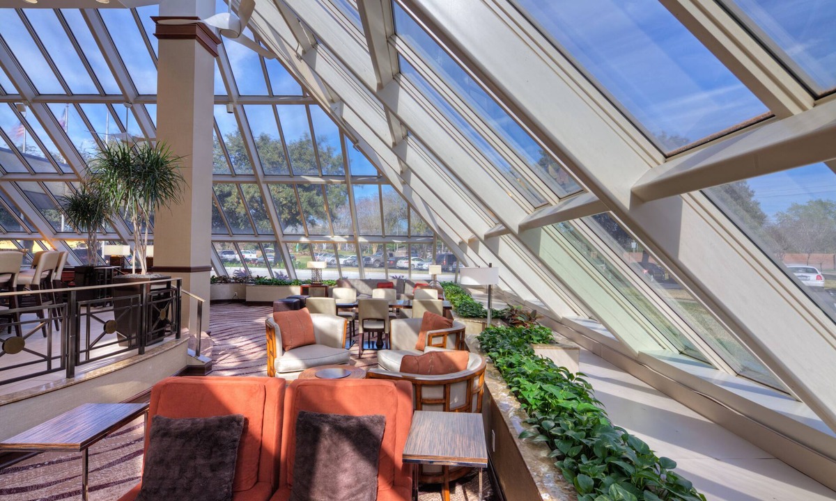 Westchase Hotel | Hilton Houston Westchase