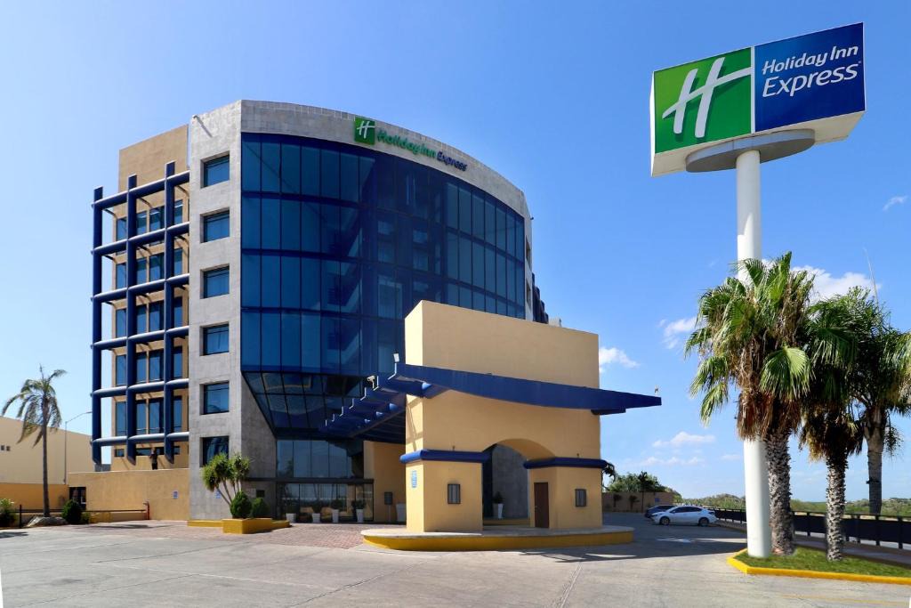 Nuevo Laredo Hotel | Holiday Inn Express Nuevo Laredo by IHG