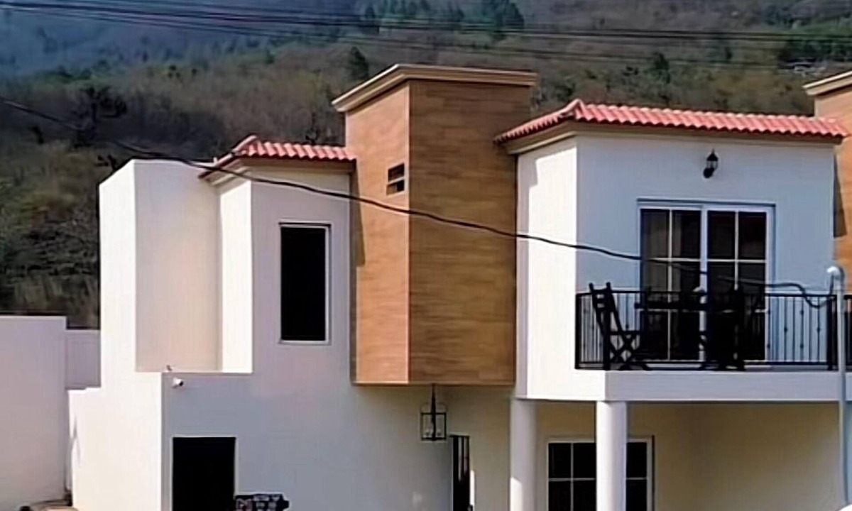 Central Highlands House | Home away from home!