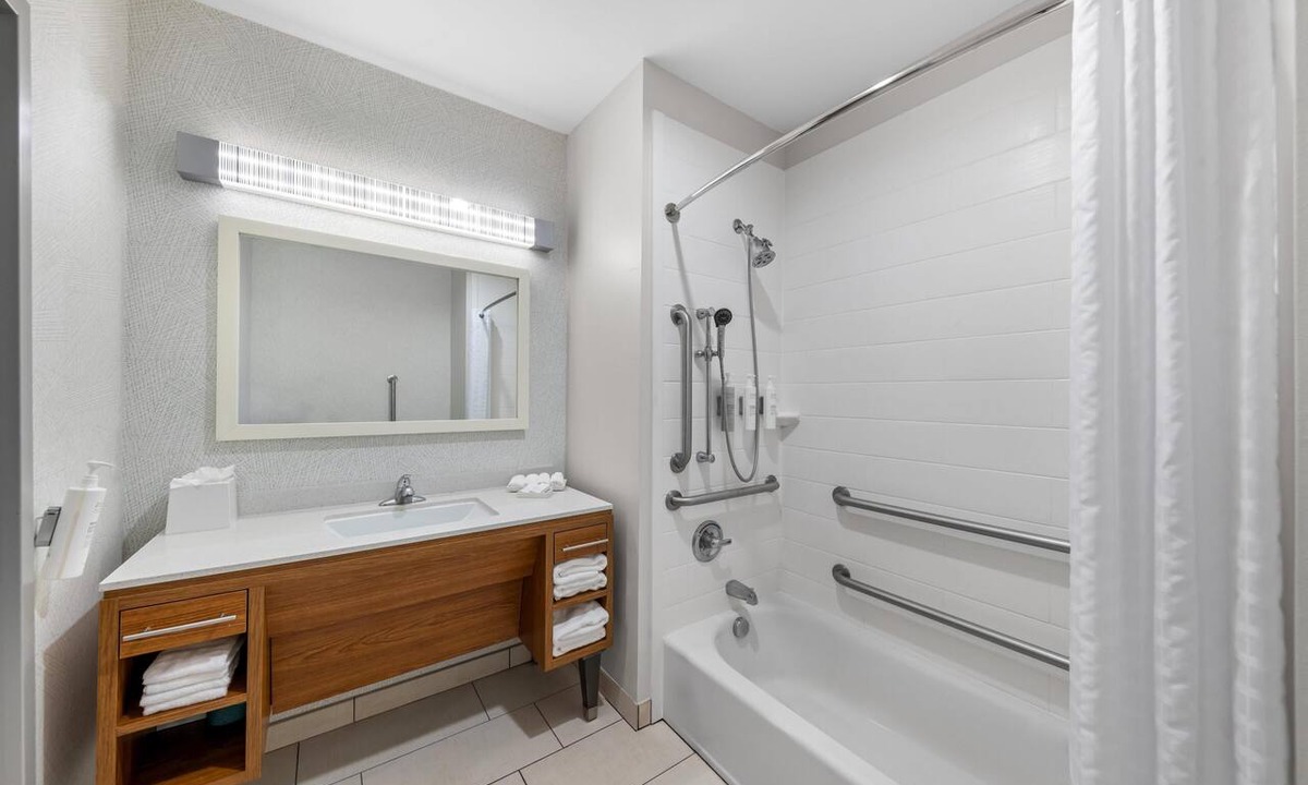 Fort Worth Hotel | Home2 Suites by Hilton Fort Worth Southwest Cityview