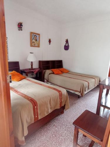 Panajachel Hotel | Hostal Mario's Rooms