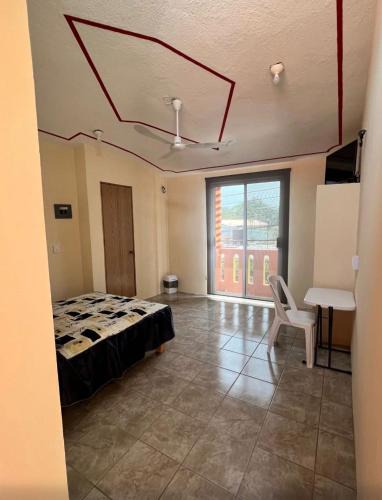 Tehuantepec House | Hostal Color Inn