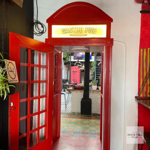 Antigua Guatemala Hotel | Hostal Pub Central Park