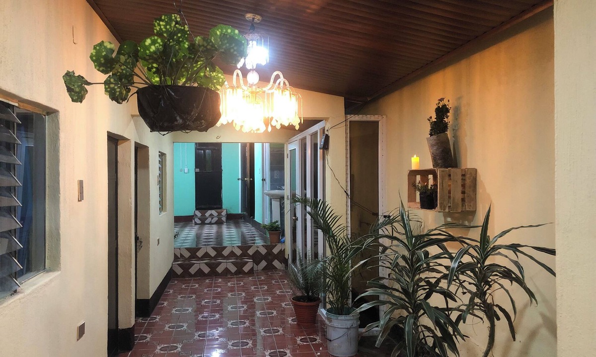 San Juan La Laguna Hostel | Hostal San Juanerita