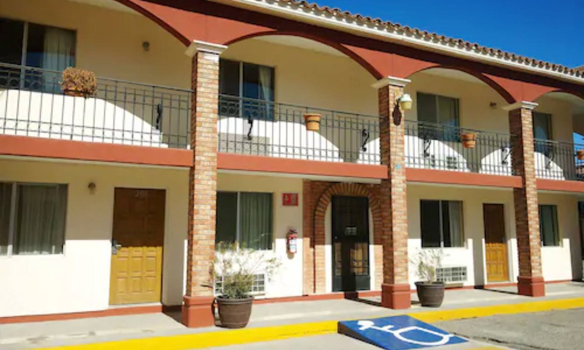 Ciudad Juarez Hotel | Hotel Chula Vista