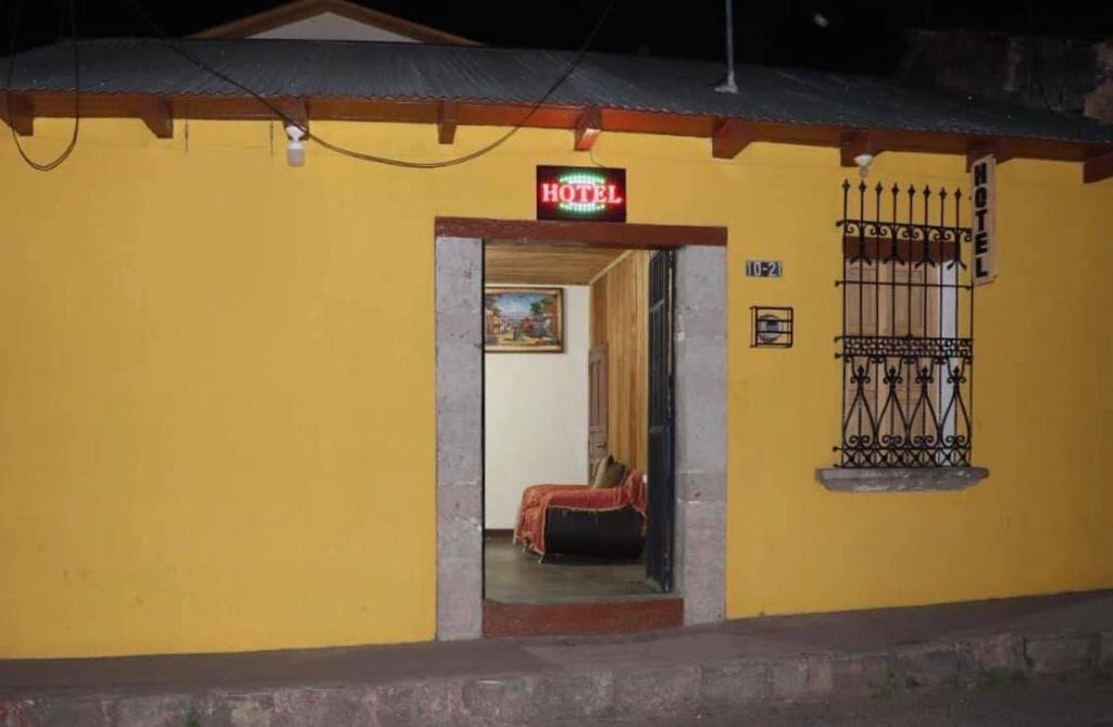 Quetzaltenango House | Hotel del Ferrocarril