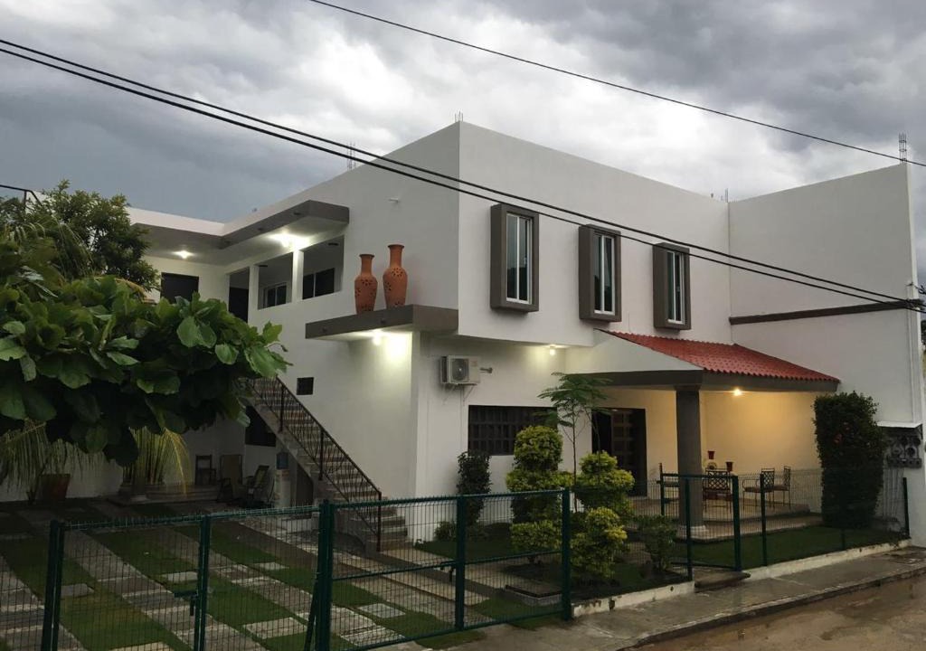 Tonala Hotel | Hotel Garden Suites Tonalá