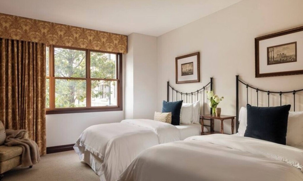 Uptown Hotel | Hotel Granduca | 2 Premier Suite 2 Beds Balcony | Near Houston Top Attractions