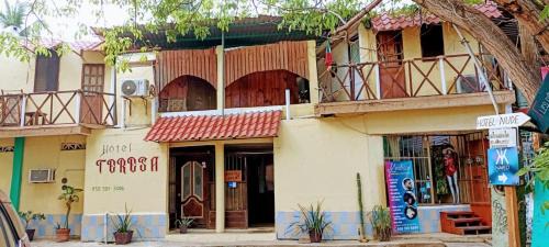 San Pedro Pochutla Hotel | Hotel Hostal Teresa