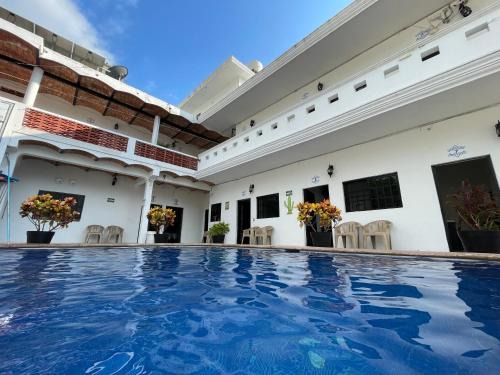 Los Ayala Hotel | Hotel kale -iztac
