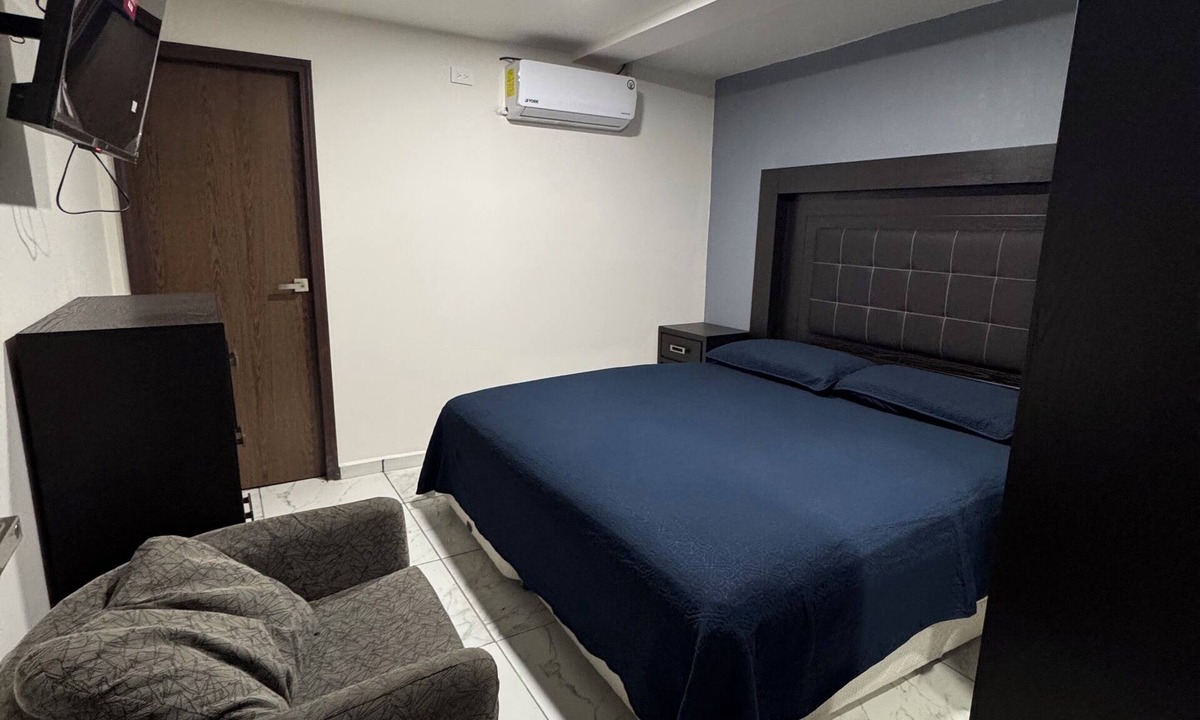 Juarez Municipality Hotel | Hotel La Frontera