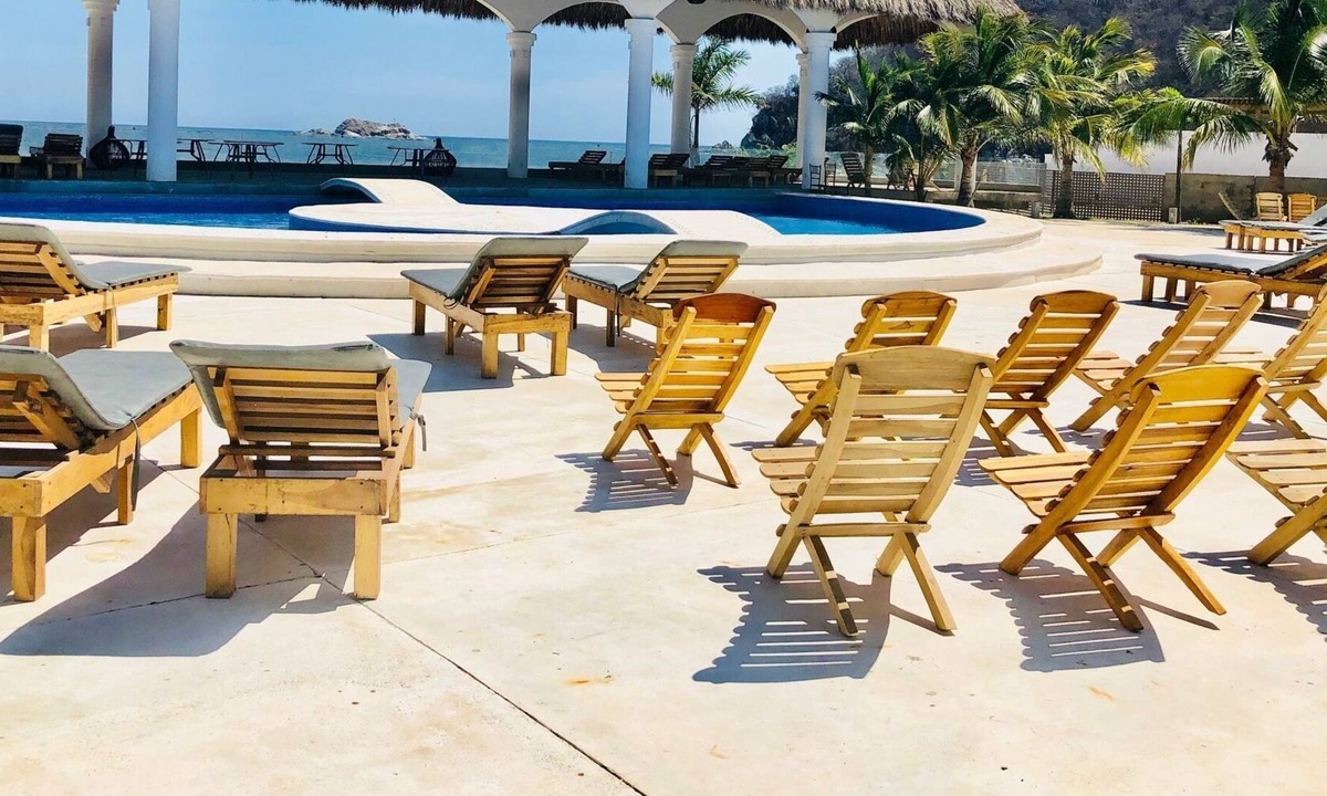 Crucecita Hotel | HOTEL LA ISLA HUATULCO