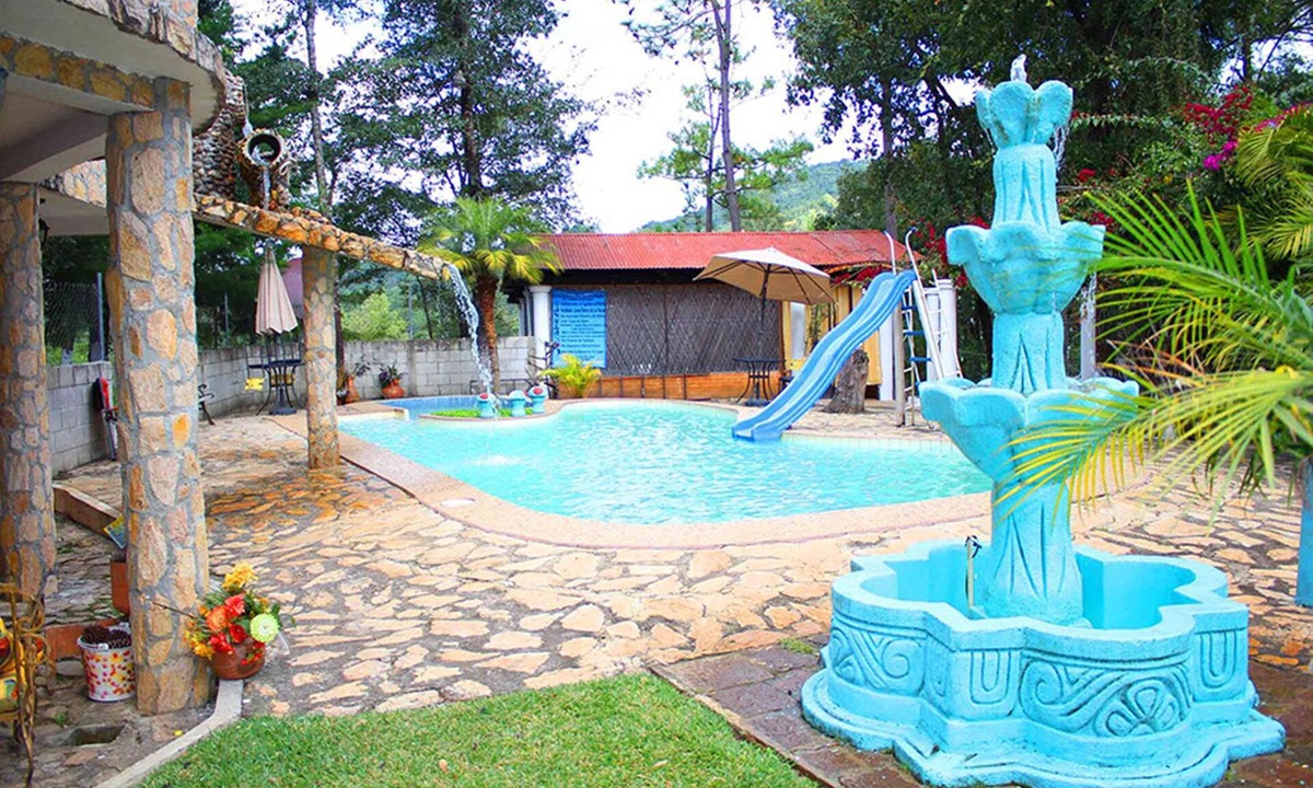 Chimaltenango Hostel | Hotel paz en la Tormenta San Martin - Hostel