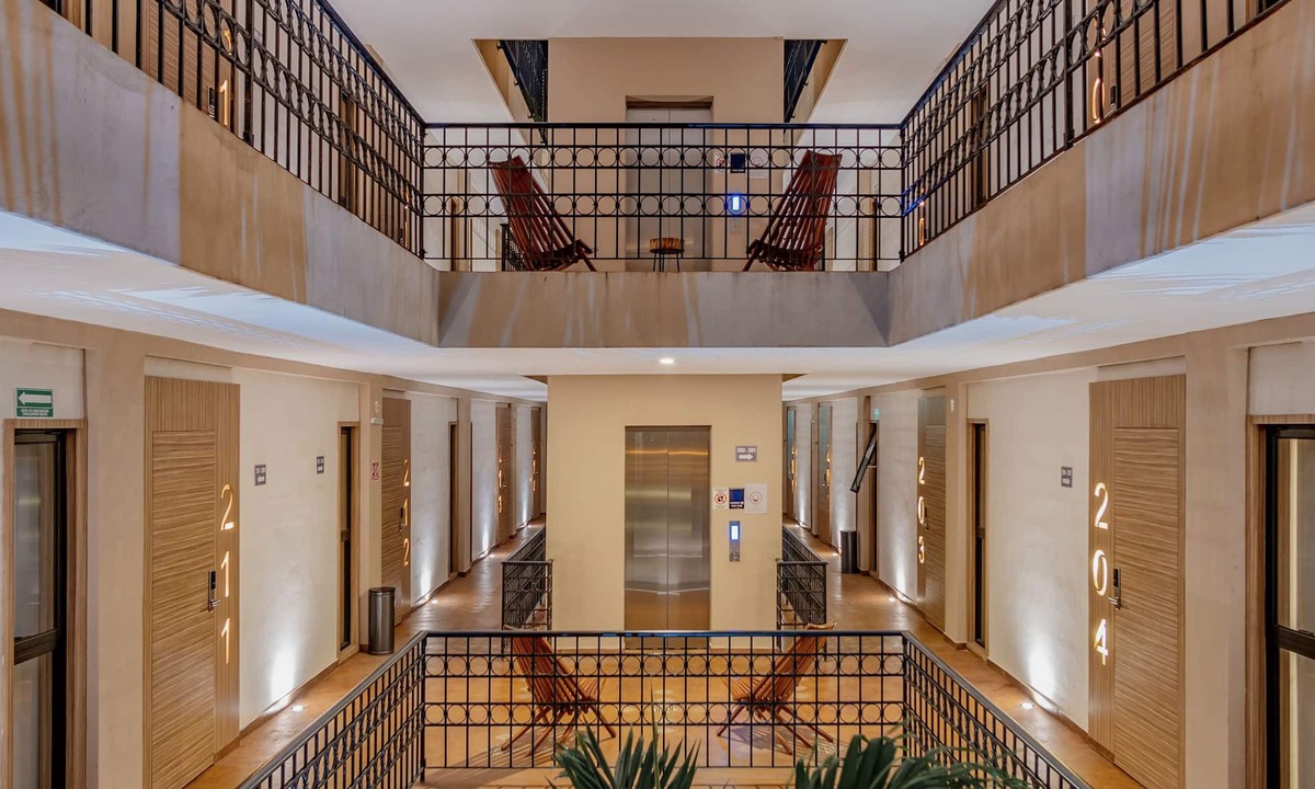 Zona Paseo Montejo Hotel | Hotel Plaza by Kavia