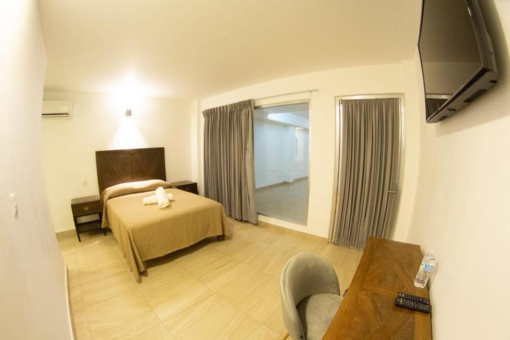 Iguala de la Independencia Hotel | HOTEL REFORMA 14