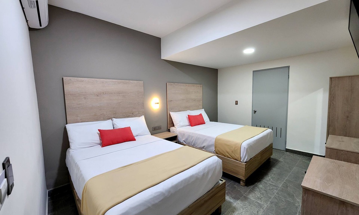 Torreon Hotel | Hotel Roque