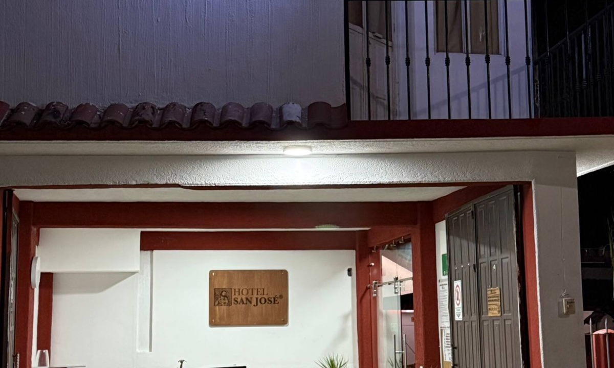 Santa Catarina Juquila Hotel | Hotel San Jose Juquila, 450 meters from the temple, ideal for pilgrimages.