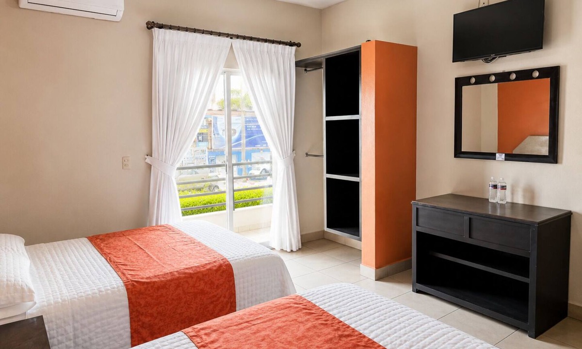 Calvillo Hotel | Hotel Valle del Huajucar