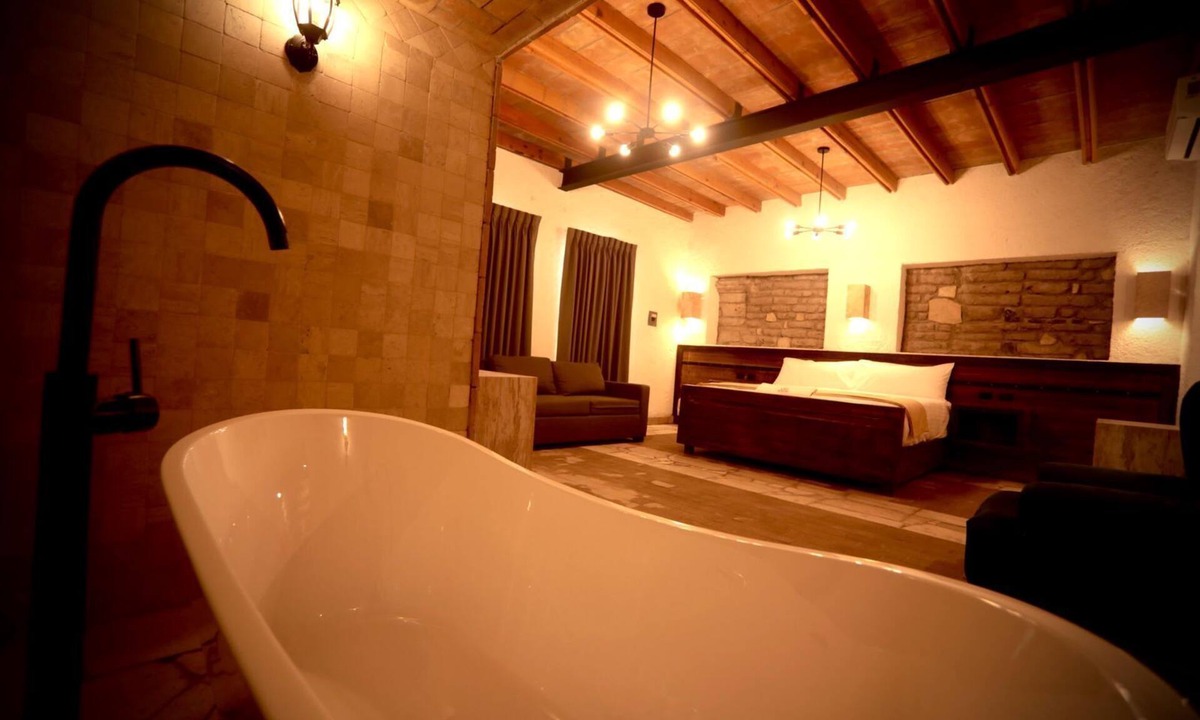 Parras de la Fuente Hotel | Hotel Villa de la Parra