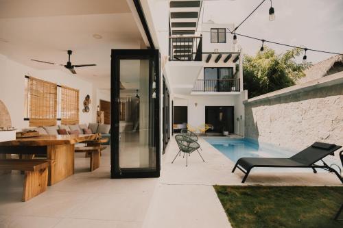 Rinconada House | House with private pool, walking distance to beaches & restaurants