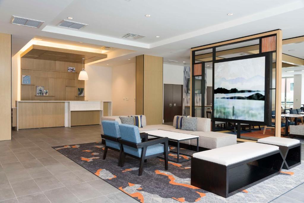 Red River Cultural District Hotel | Hyatt House Austin/Downtown