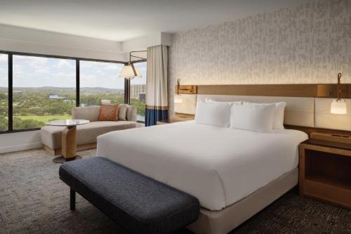 Downtown Austin Hotel | Hyatt Regency Austin