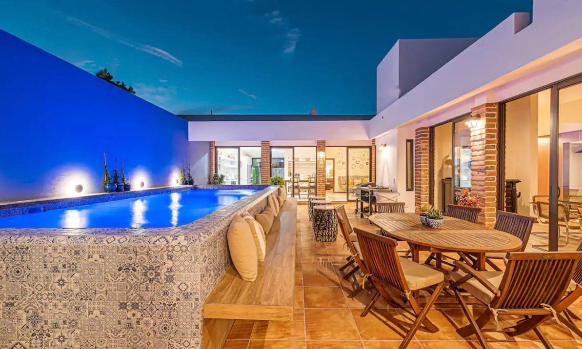 La Paz House | Incredible Residence in the historic center of La Paz and a few steps from the Malecon.